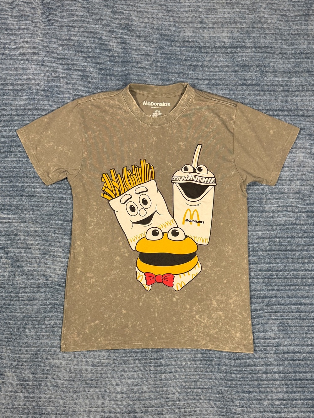 McDonald's Graphic Print Gray Short Sleeve T-Shirt Men's  Size Medium NWOT